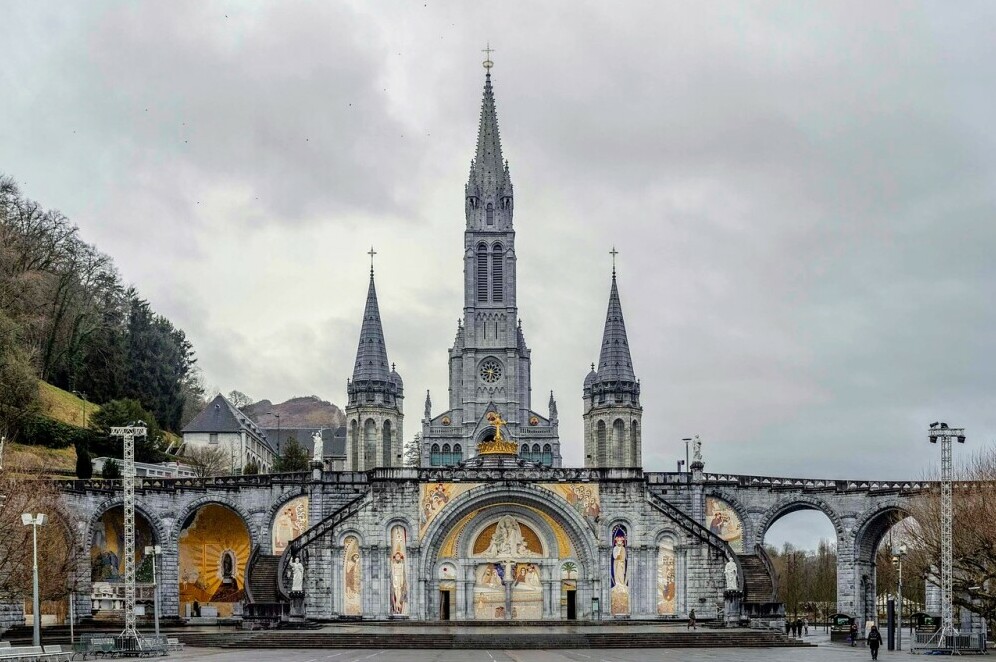 Santuario de Lourdes. Francia